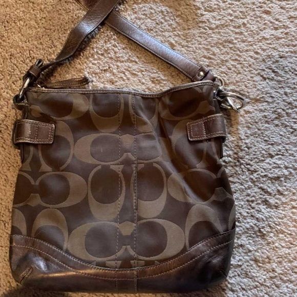 Coach purse - Picture 2 of 3